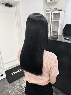 ココ 原宿(KOKO) M黒髪小顔ヘアオリーブグレー艶髪クラゲヘアーココアベージュ