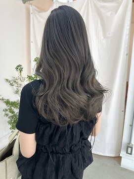 オー(OOO) 透け感グレージュ◯