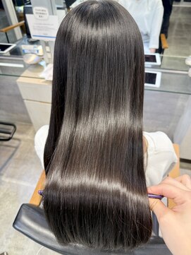 キャラ シャローネ 池袋(Chara Chalone) 髪質改善サロンソリューション/ナチュラルブラック【REINA】