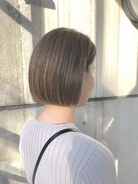 トーリ(TO/RE)&nbsp;ブリーチなしで仕上げる、大人女性に似合うボブのスタイル。