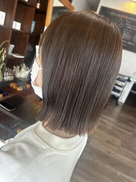 切りっぱなしボブ