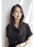 ロング/大人女性/ベージュアッシュ/白髪ぼかしハイライト