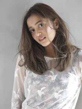 クィーンズガーデンバイケーツーギンザ(QUEEN’S GARDEN by K two GINZA) [K-two銀座]大人のこなれミディ