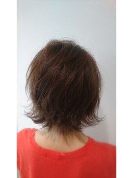 ブリス(VLISS) 外ハネショート