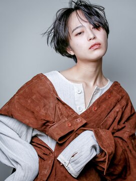 テトヘアー(teto hair) SHORT［黒髪・前下がり・大人］