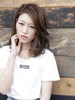 コージー リゾート バイ アンツ 茅ヶ崎駅前店(cozy resort by ANT'S)&nbsp;大人かわいい☆ 透明感のある耳かけ美髪ミディアムウェーブ