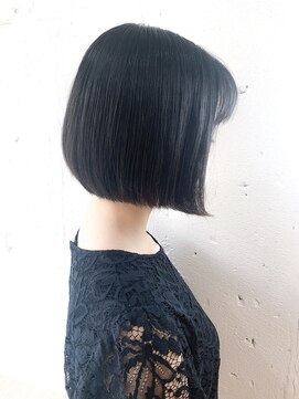 ヘアーワークス ヘルム 渋谷店(HAIR WORKS HELM) [HELM渋谷]黒髪ボブ