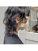 パーマ　レイヤー　ウルフ　黒髪