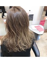 アートキューブ(ART CUBE)&nbsp;王道グレージュバレイヤージュ