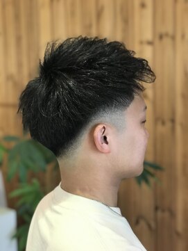 サーティーングラインド(13GRIND) ローフェードスタイル