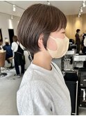 まるみショートボブ×ホワイトアッシュベージュ