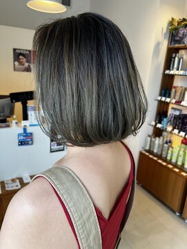 ブリック ヘアアンドスパ(BRICK HAIR&SPA) カーキベージュ