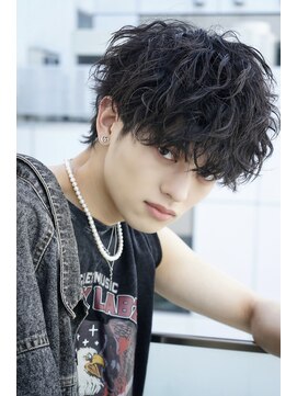 ブリーチ 大宮WEST店(BLEACHi) 【BLEACHI】アメカジ必見！波打ちツイスパミニウルフ