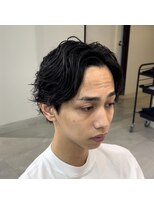 ニコフクオカヘアーメイク(NIKO Fukuoka Hair Make)&nbsp;「NIKO」センターパートパーマ　大人パーマ　福岡天神