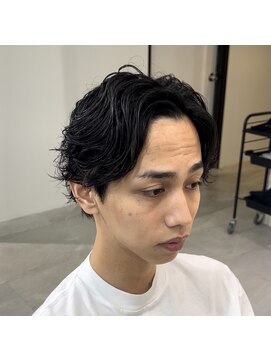 ニコフクオカヘアーメイク(NIKO Fukuoka Hair Make) 「NIKO」センターパートパーマ　大人パーマ　福岡天神