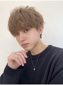 メンズパーマツイストスパイラルパーマセンターパート刈り上げ