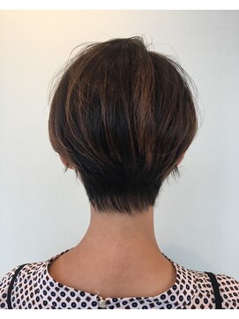 キャトル(quatre) 白髪ぼかしハイライト