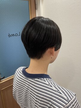 ロメ(Lome) 前下がりショート