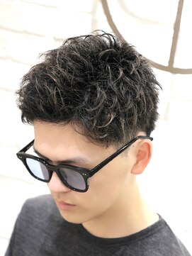 ヨシザワインク バンダイ(YOSHIZAWA Inc. BANDAI) 新発田/万代/バーバー/メンズ専門/パーマスタイル/アップバング