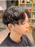 STYLE藤沢メンズセンターパート黒髪ツイストスパイラルパーマ