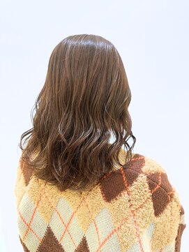 アッシュ 町田駅前通り店(Ash) 新色イルミナアースカラー