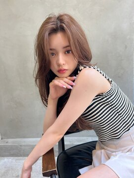 ロイド(Lloyd) 【Lloyd 大宮】赤み消しグレージュ×センターパート