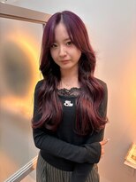 シダ(sida SAIIN)&nbsp;20代30代暗めカラーチェリーレッド