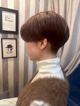 フィアート ヘアドレッシング サロン(Fiato Hairdressing Salon) 10代20代30代憧れのかっこいい系女子ハンサムショート