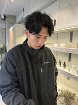 オムズポカ 栄矢場町店(OM's poka)&nbsp;ツイストスパイラル/センターパート/メンズカット