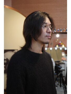 エディ(Edy) メンズセンターパートウルフカットケアパーマブラウンカラー岡山