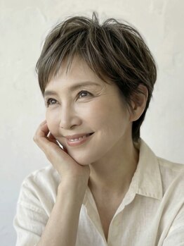 スリーピースヘア 恵比寿(3PeaceHair)の写真/白髪を自然にカバーし分け目ふんわり!絶壁を補正してトップのボリュームを整える☆