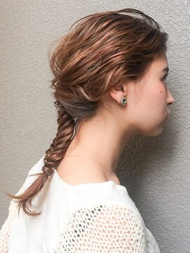 スー 渋谷(suu) 【SUN】クラシカルフィッシュボーンシンプルアレンジ