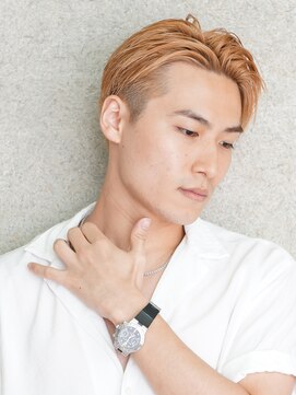 にもう ブロンドセンターパート