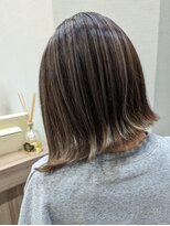 アッシュ 西葛西店(Ash) 切りっぱなしボブ×ハイライト