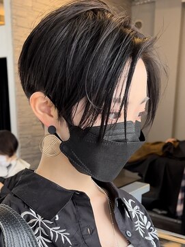 シャロン(SHARON) 【SHARON 原宿】20代30代40代 人気 黒髪 ハンサムショート