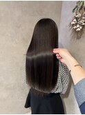 「縮毛矯正で叶える理想のストレートヘア」