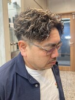 エリマバイフィフス 調布(elima by fifth)&nbsp;極道パーマリバースパーマオールバックスキンフェードハイライト