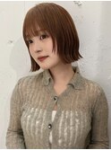 フルバング顔周りレイヤーくびれボブこなれ感ナチュラルベージュ