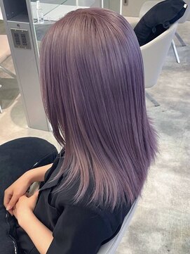 ジーナリア(Xena ria) プレイングカラー/ホワイトブロンド/チャコールグレー★118