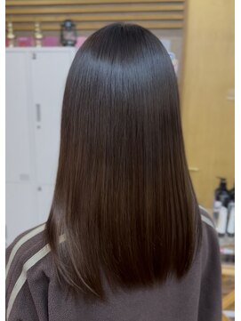 ヘアーメイク ダンス(hair make DANCE) 湿気で広がる髪を自然に整えるエアーストレート