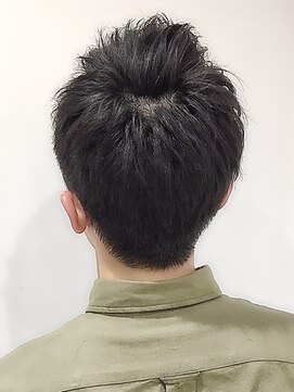 ザ シー 海老名(The C) ビジカジ刈り上げショート/海老名ザシーバイアフロート梅津