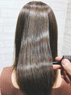 ジーナ 博多(Zina) 【Zina】うる艶髪/大人かわいい/カーキグレージュ/20代30代40代