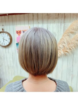 グルック ヘアーリラクゼーション 九条店(Gluck Hair Relaxation) 白髪ぼかしハイトーン
