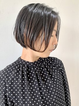 フォーク FOLK 【FOLK】カットで透明感☆似合わせパツっとショートボブ♪