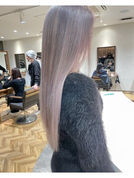 ロンド レア 天神大名店(Lond Le’a) ダブルカラー/インナーカラー/イヤリングカラー/ハイライト