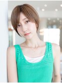 ヌーディカラー/前下がりボブ/小顔ヘア/大人ボブ