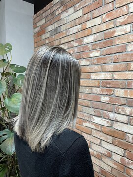 グリ(gris) バレイヤージュ