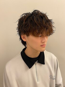 バチカ(BATICA) ネオウルフ メンズマッシュ 波巻きパーマ