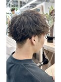 ツイストスパイラルパーマメンズマッシュ刈り上げ　奥東巧真