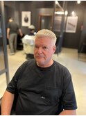 大人海外グレイヘアフェードカット：大村　大心